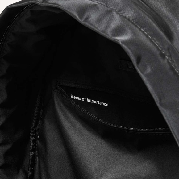 Lululemon Eveywhere backpack 17L - Picture 5 of 10